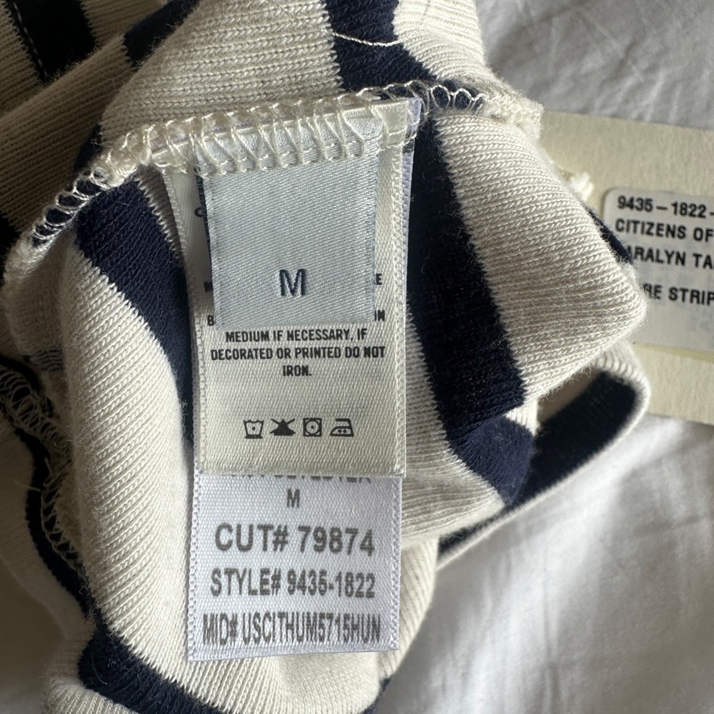 Citizens of Humanity Caralyn Tank
In Azure Stripe NWT - Picture 10 of 10